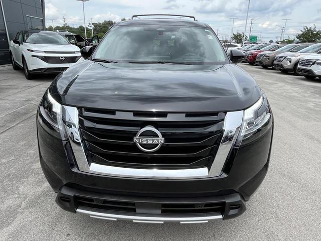 2024 Nissan Pathfinder Platinum 2WD