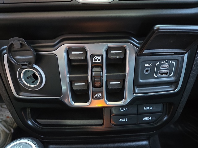 2021 Jeep Wrangler Unlimited Willys 4WD