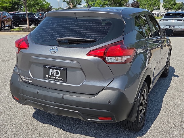 2020 Nissan Kicks S FWD