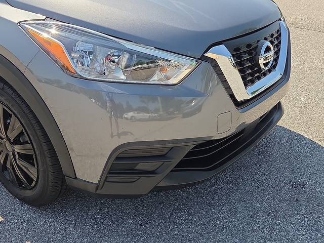 2020 Nissan Kicks S FWD