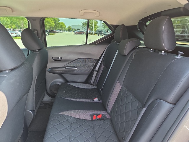 2020 Nissan Kicks S FWD