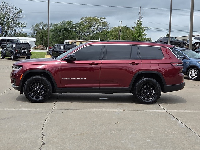 2024 Jeep Grand Cherokee Laredo X 4WD L