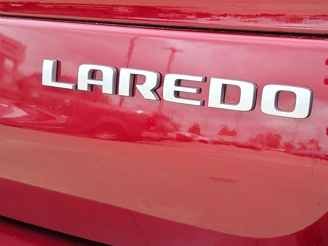 2024 Jeep Grand Cherokee Laredo X 4WD L