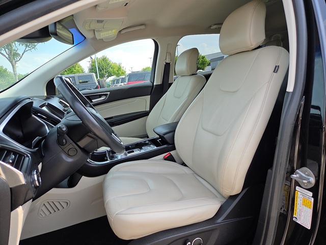2019 Ford Edge Titanium FWD