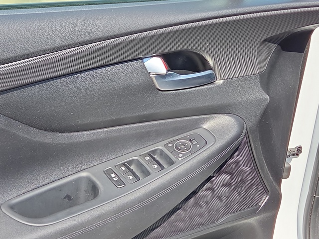 2019 Hyundai Santa Fe SE 2.4L FWD