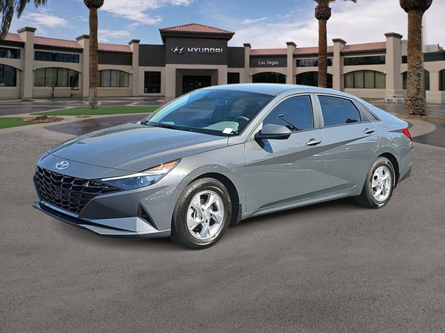 2023 Hyundai Elantra SE