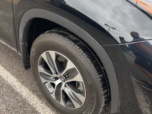 2024 Toyota Highlander FWD