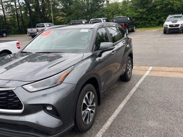 2023 Toyota Highlander FWD