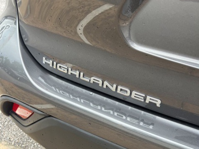 2023 Toyota Highlander FWD