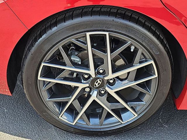 2020 Hyundai Elantra Sport