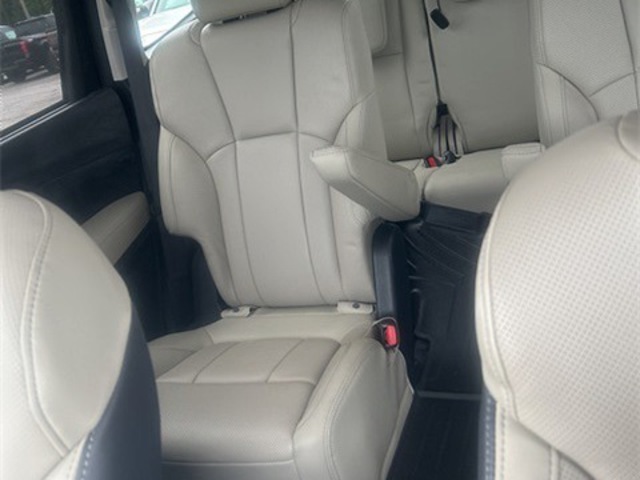 2022 Subaru Ascent Limited 7-Pass