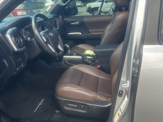 2023 Toyota Tacoma Limited 4WD 5ft Bed