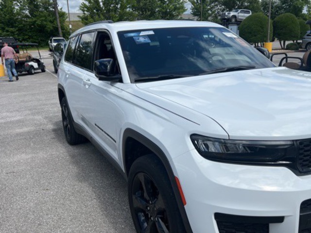 2022 Jeep Grand Cherokee Altitude 4WD L