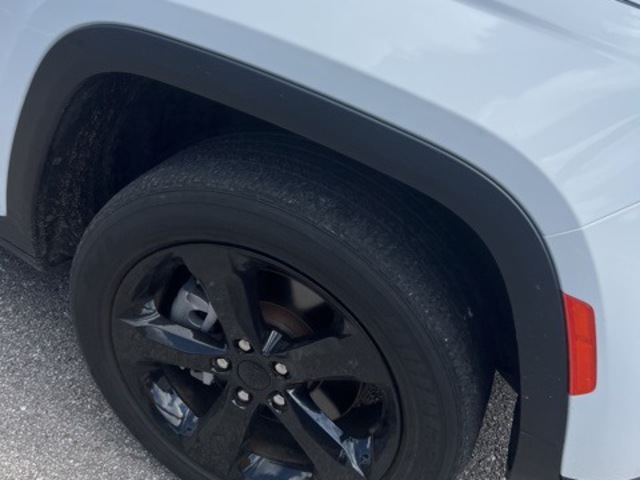 2022 Jeep Grand Cherokee Altitude 4WD L