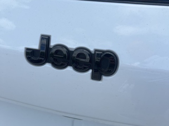 2022 Jeep Grand Cherokee Altitude 4WD L