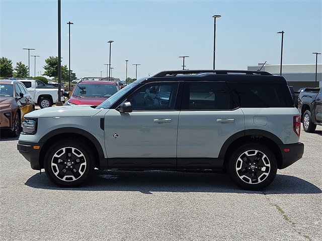 2024 Ford Bronco Outer Banks 4WD Sport