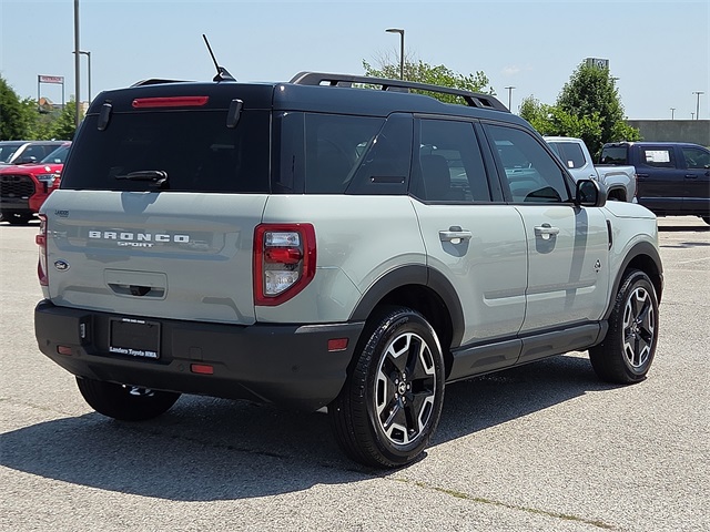 2024 Ford Bronco Outer Banks 4WD Sport