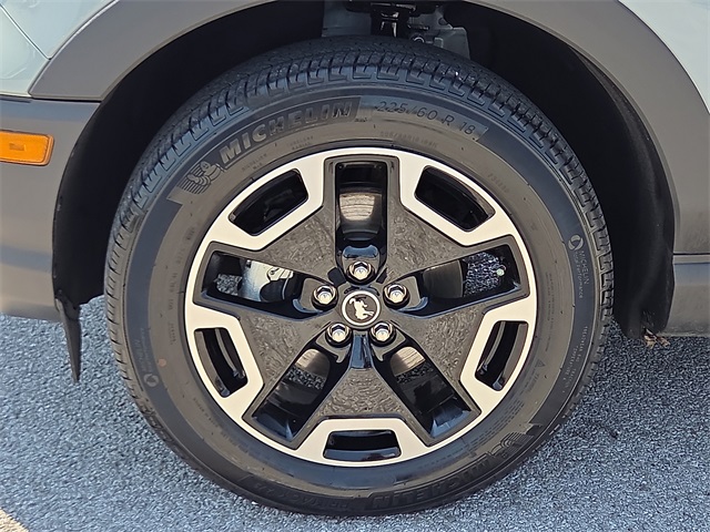 2024 Ford Bronco Outer Banks 4WD Sport