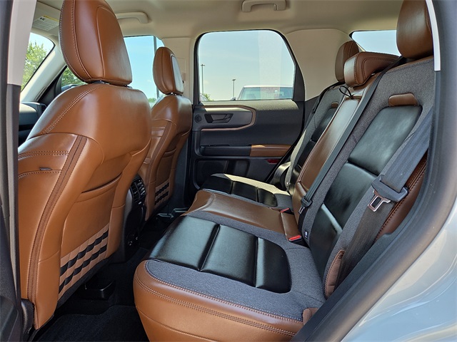2024 Ford Bronco Outer Banks 4WD Sport