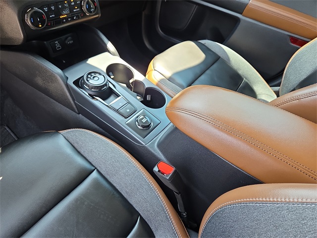 2024 Ford Bronco Outer Banks 4WD Sport