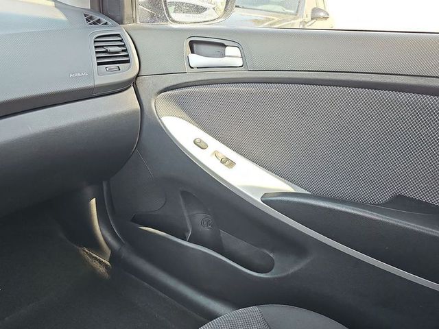 2014 Hyundai Accent GS