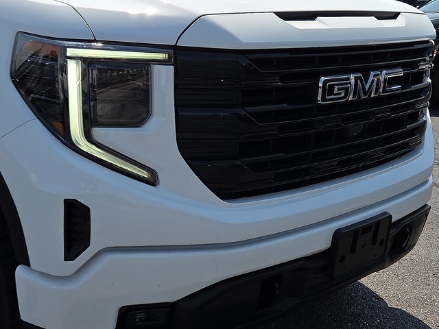 2022 GMC Sierra 1500 Elevation w/3SB 4WD 147WB