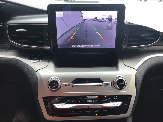2021 Ford Explorer XLT RWD