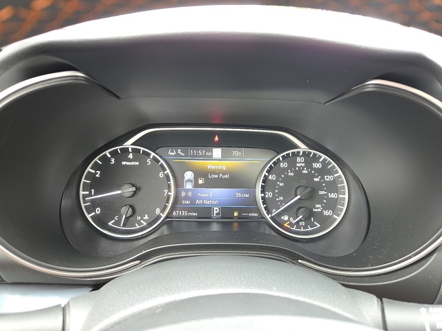 2023 Nissan Maxima SR