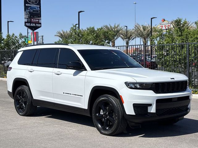 2023 Jeep Grand Cherokee L Altitude 2WD