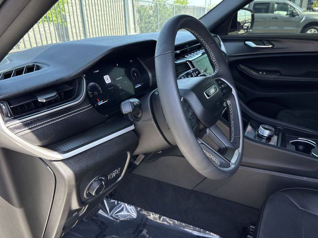 2023 Jeep Grand Cherokee L Altitude 2WD