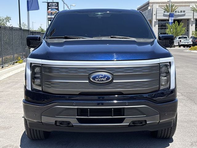 2023 Ford F-150 Lightning Lariat 4WD 5.5ft Box