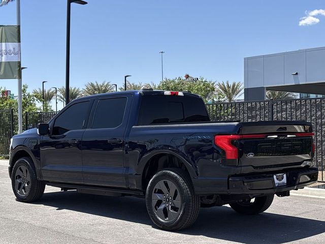 2023 Ford F-150 Lightning Lariat 4WD 5.5ft Box