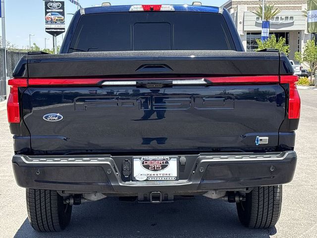 2023 Ford F-150 Lightning Lariat 4WD 5.5ft Box