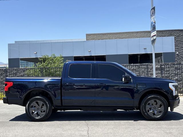 2023 Ford F-150 Lightning Lariat 4WD 5.5ft Box