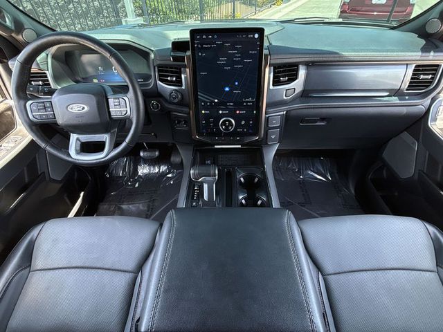 2023 Ford F-150 Lightning Lariat 4WD 5.5ft Box