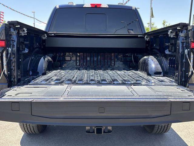 2023 Ford F-150 Lightning Lariat 4WD 5.5ft Box