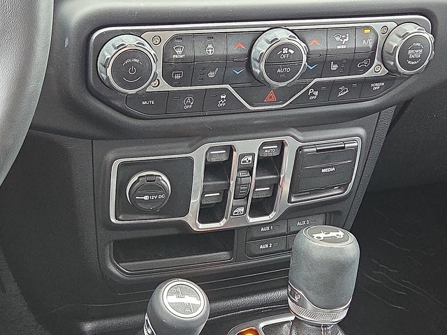 2018 Jeep Wrangler Unlimited Sahara 4WD