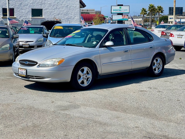 2003 Ford Taurus SES Standard