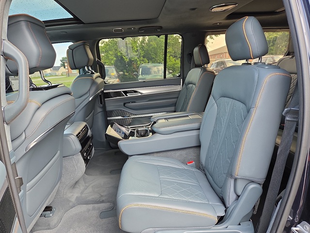 2022 Jeep Grand Wagoneer Series III 4x4