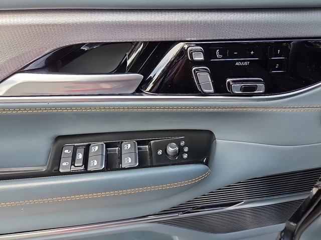 2022 Jeep Grand Wagoneer Series III 4x4