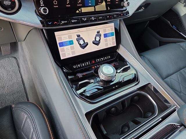 2022 Jeep Grand Wagoneer Series III 4x4