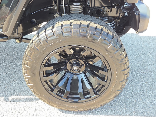 2022 Jeep Gladiator Willys 4WD
