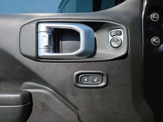2022 Jeep Gladiator Willys 4WD