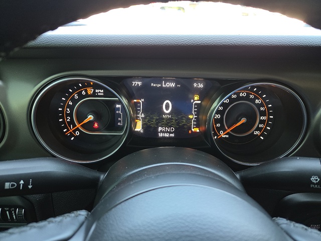 2022 Jeep Gladiator Willys 4WD