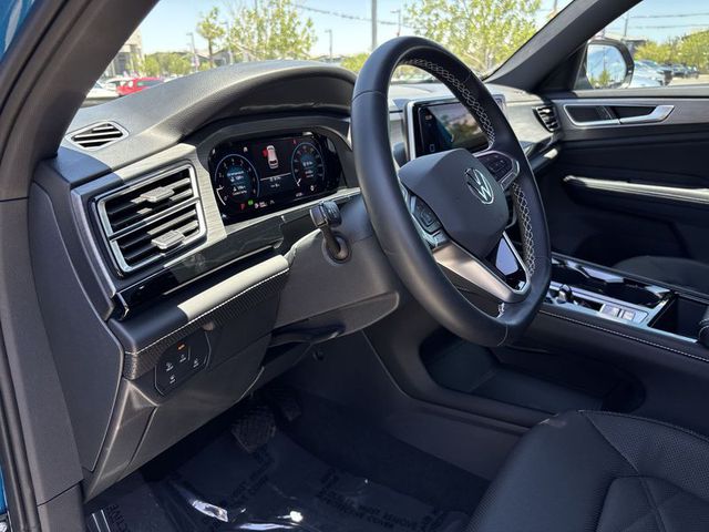 2024 Volkswagen Atlas 2.0T SE w/Tech FWD Cross Spo