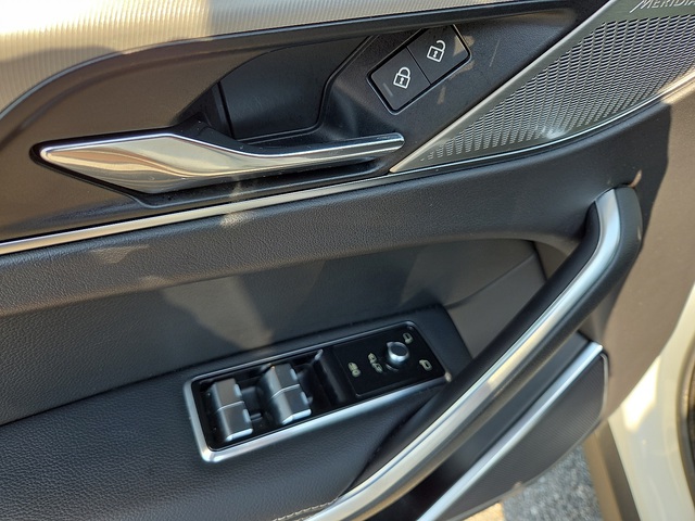 2024 Jaguar F-PACE P250 AWD R-Dynamic S