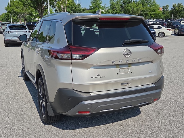 2022 Nissan Rogue SL FWD