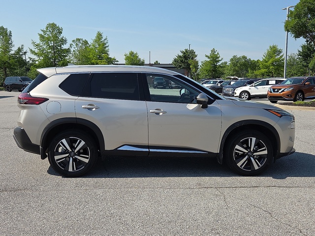 2022 Nissan Rogue SL FWD