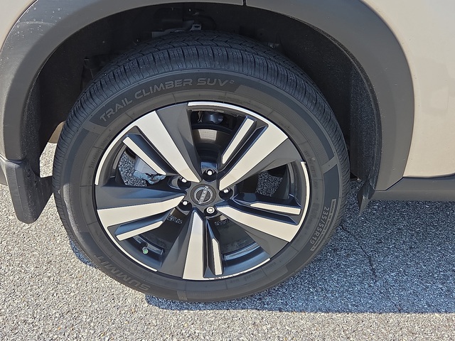 2022 Nissan Rogue SL FWD