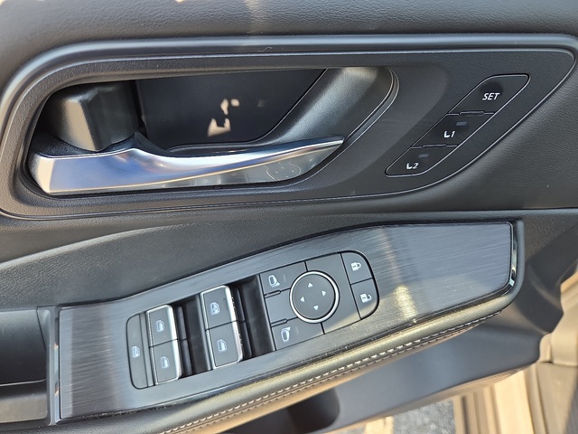 2022 Nissan Rogue SL FWD